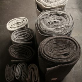 Filtmakeriets nålfilt av 100% svensk fårull